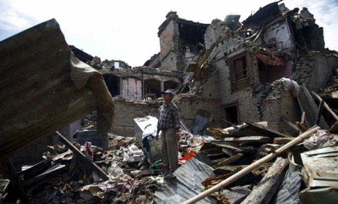 Повторное землетрясение в Непале унесло жизни 96 человек