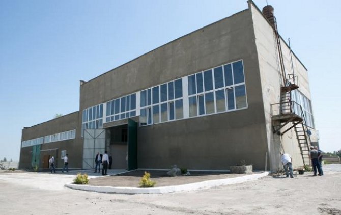 В Житомире построили первый в Украине завод по утилизации пестицидов