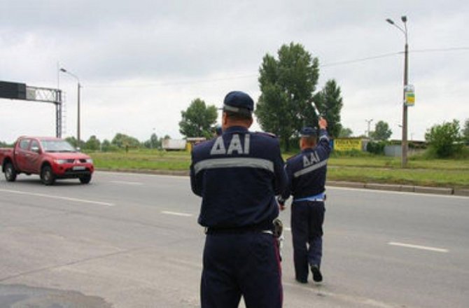 ГАИ не может взимать штрафы на месте - Конституционный суд