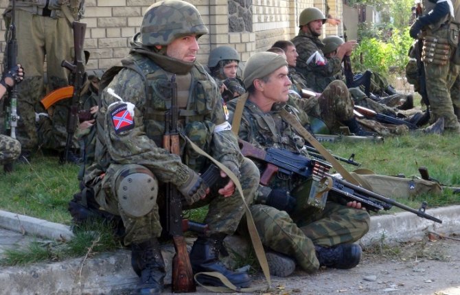 Все меньше россиян желают воевать на Донбассе