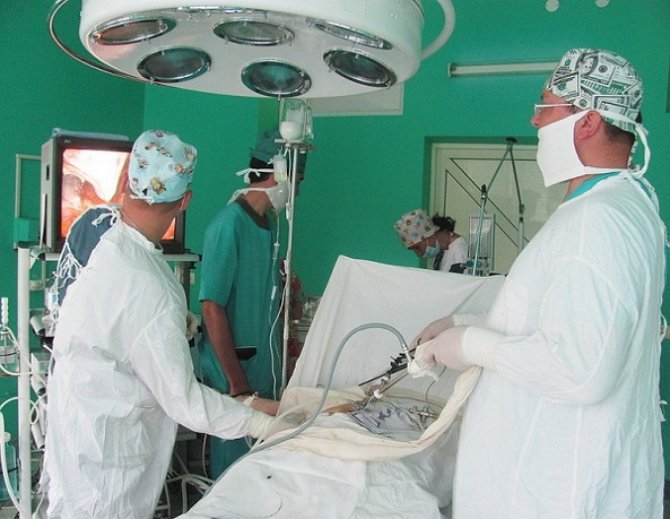 Во Львове военные врачи во время операции впервые применили метод электросварки мягких тканей