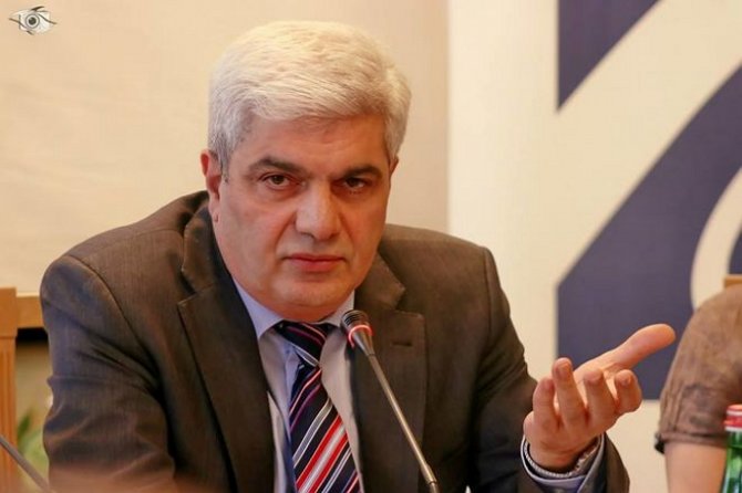 Политолог не исключает повторения в Армении украинского сценария