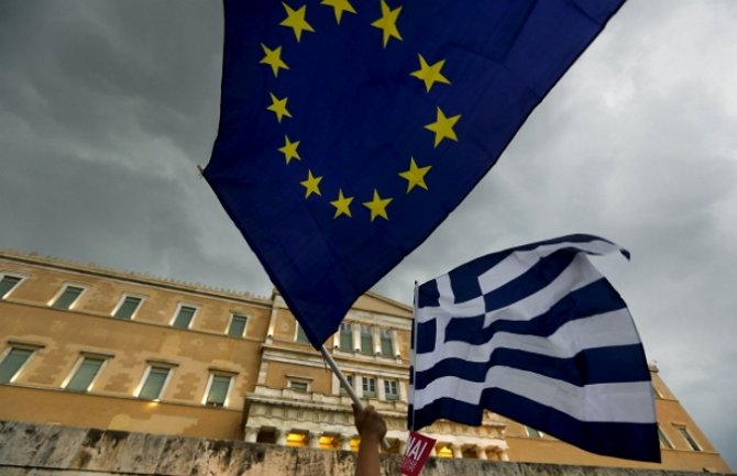 Еврогруппа отказалась вести переговоры с Грецией до референдума