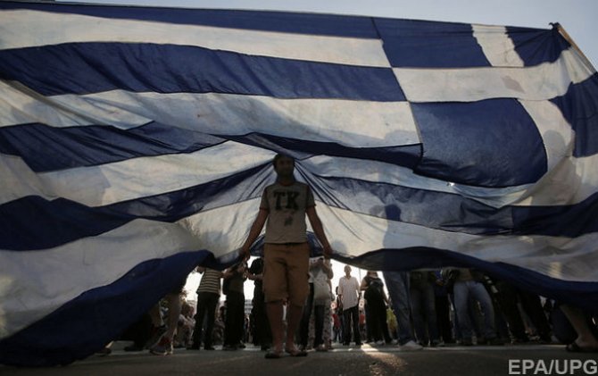 Большинство поляков выступают против выделения финансовой помощи Греции - опрос