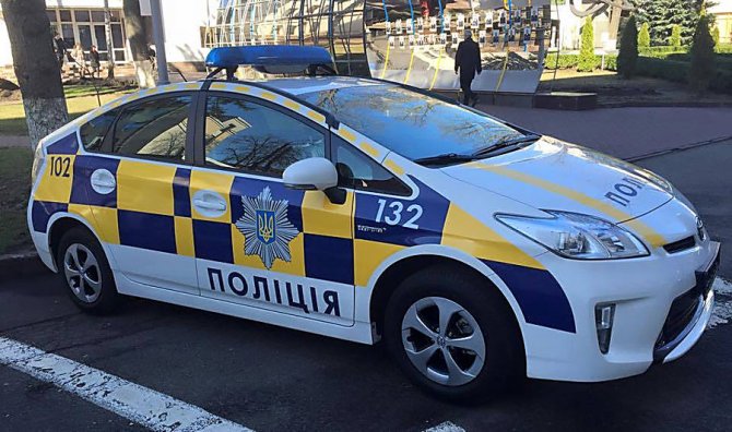 В Киеве на полицейский патруль совершено нападение