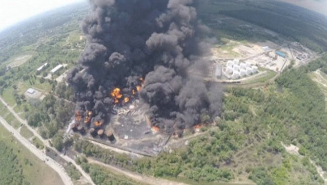 Получены первые данные экспертиз в деле о пожаре на нефтебазе под Киевом