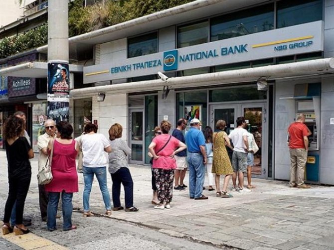 Банковскую систему Греции ждет крах - глава ESM
