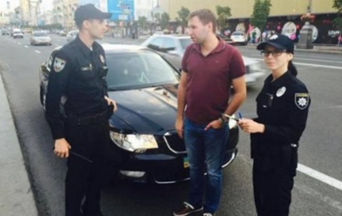 Нардеп Парасюк проехал на красный свет и был оштрафован полицией