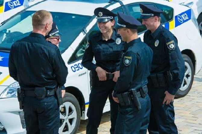Полиция задержала авто депутата с пьяным водителем