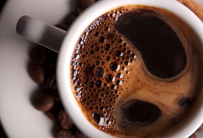 Ученые выяснили, сколько чашек кофе вредит мозгу