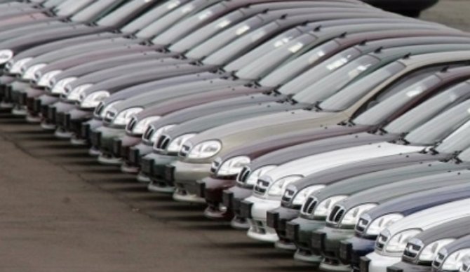 В Украине за год резко упали продажи новых коммерческих автомобилей