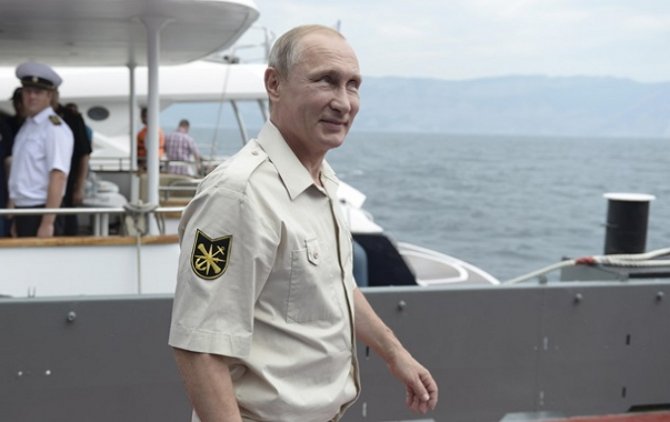 Путин дал команду построить Керченский мост к концу 2018 года