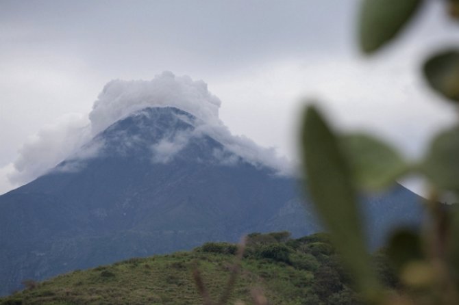 Ученые прогнозируют взрывное извержение вулкана в Японии