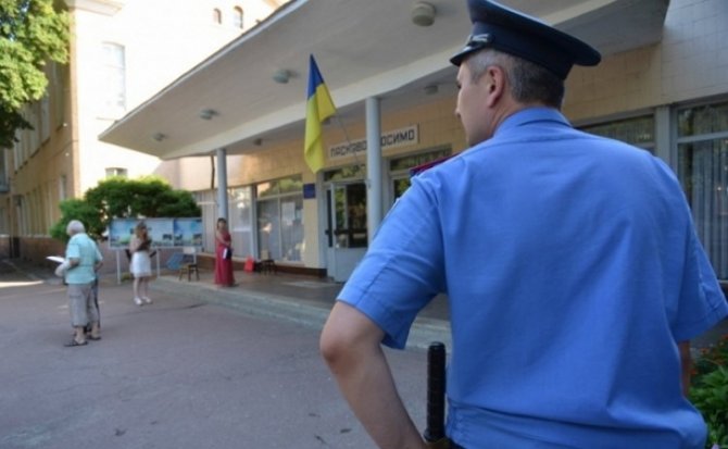 Милиция опровергла информацию о ночном взрыве в центре Одессы