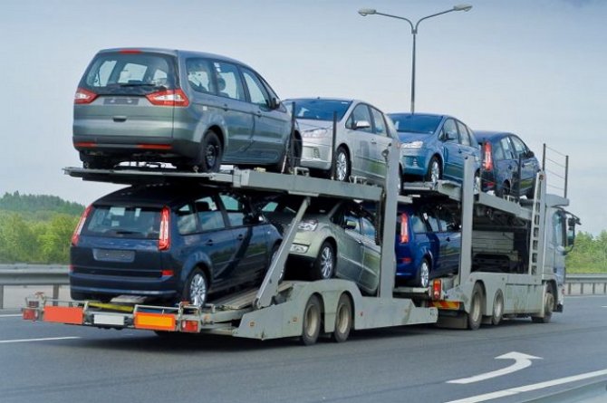 Импорт легковых автомобилей в Украину резко сократился