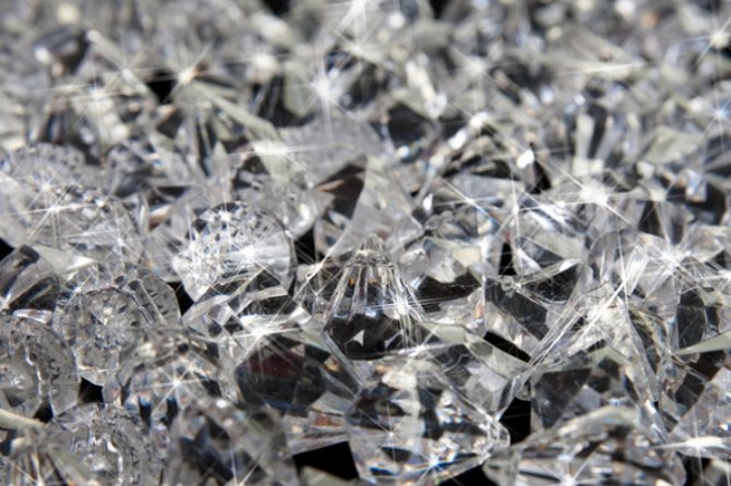 Из спецфондов РФ украли алмазов на полмиллиона долларов