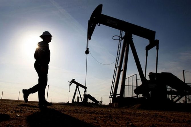 Цены на нефть снова начали снижаться