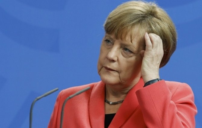 Мигранты ставят под вопрос существование Шенгенского соглашения - Меркель