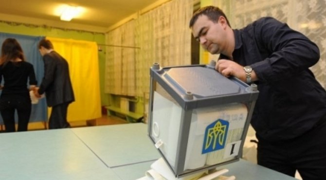 Рада приняла закон о проведении первых местных выборов в объединенных общинах