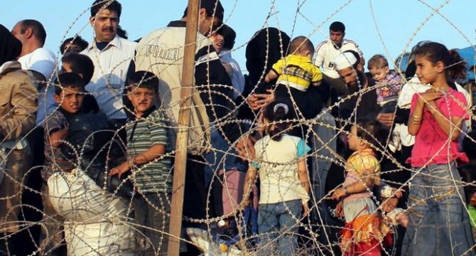 Боевики ИГ уже могли проникнуть в ЕС под видом беженцев