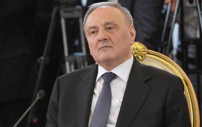 Президент Молдовы не подаст в отставку по требованию протестующих