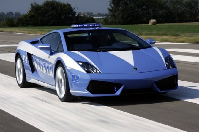 У Авакова опровергли покупку Lamborghini для киевской полиции