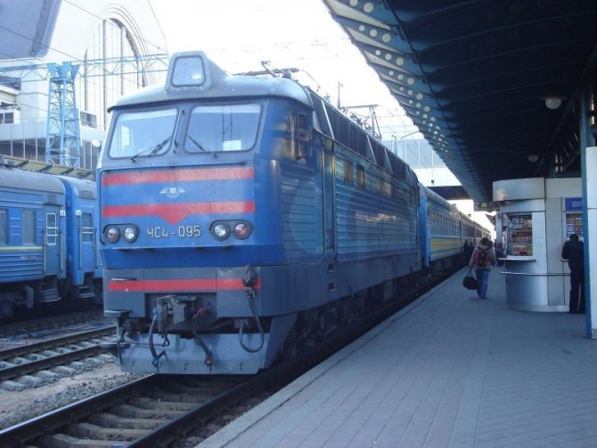 "Укрзализныця" обещает чистое белье в поездах через полгода