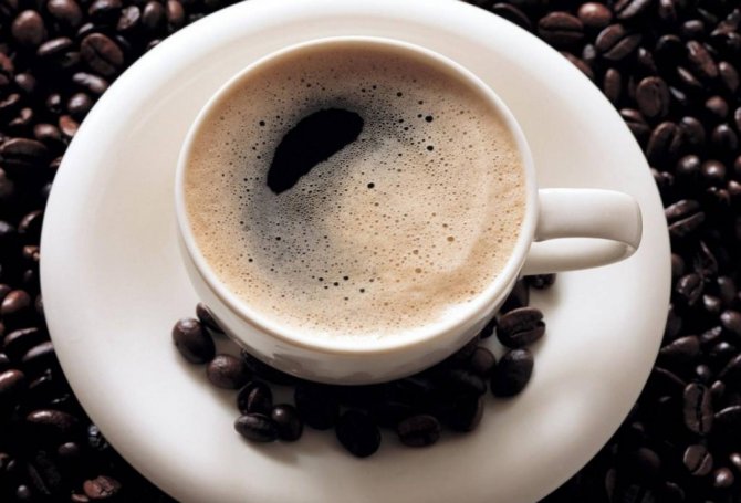 Ученые выяснили, что чашка кофе перед сном делает с организмом