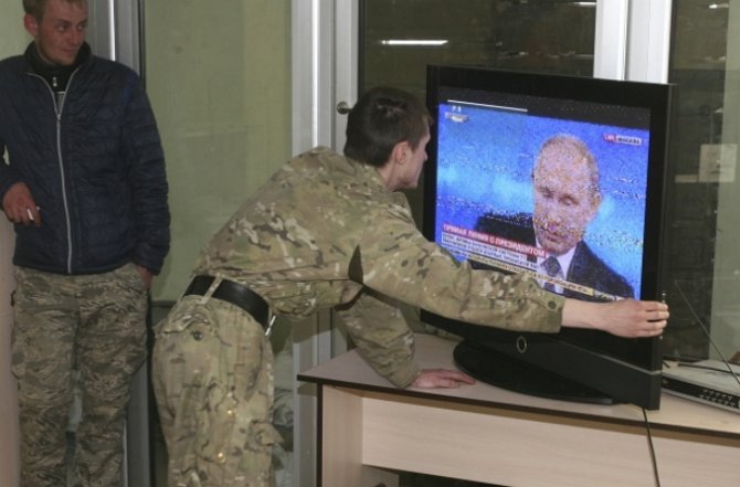 The Daily Beast: Пропаганда Путина лжет о своей популярности