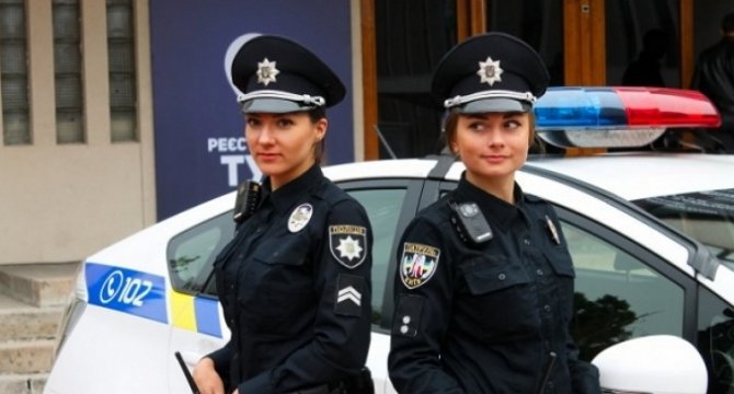 Аваков пообещал Украине 10 тысяч патрульных полицейских к концу года