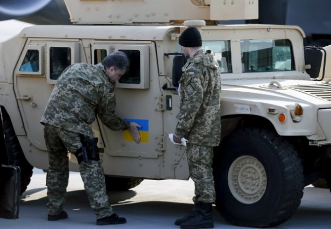 Американцы модернизируют "Хаммеры" для украинских военных
