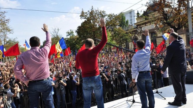 В Молдове оппозиция выдвинула ультиматум президенту