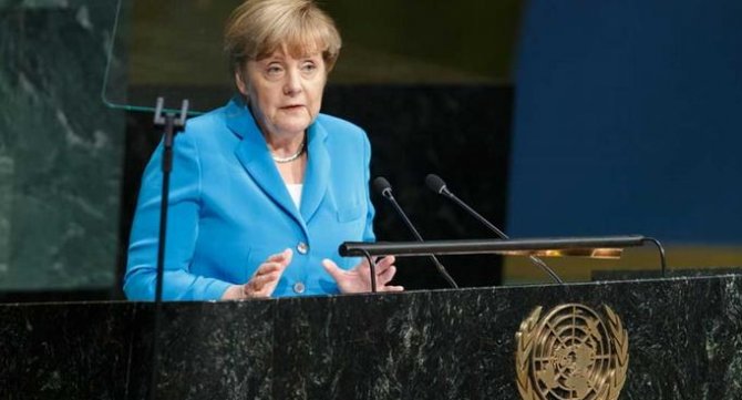 Меркель теряет популярность в Германии