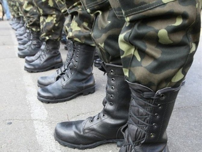 В армию в этом году призовут около 11 тыс. украинцев