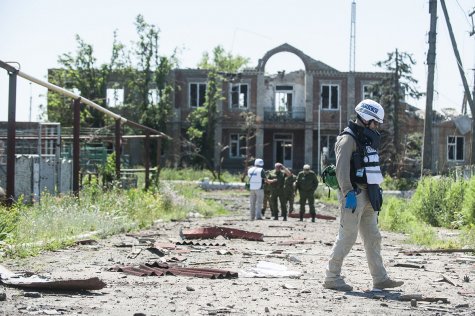 Миссия ОБСЕ на Донбассе: скандалы и недоверие