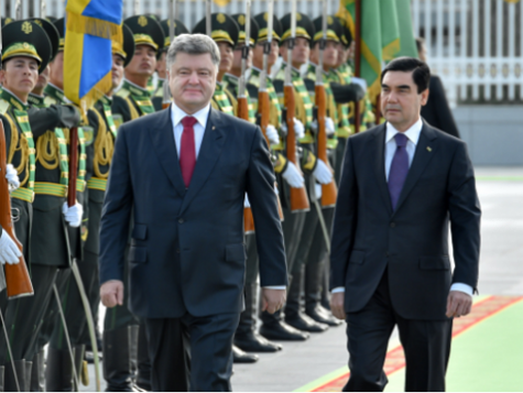 Порошенко пригласил президента Туркменистана в Украину