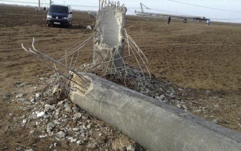 Участники блокады Крыма продолжают препятствовать ремонту ЛЭП - Укрэнерго
