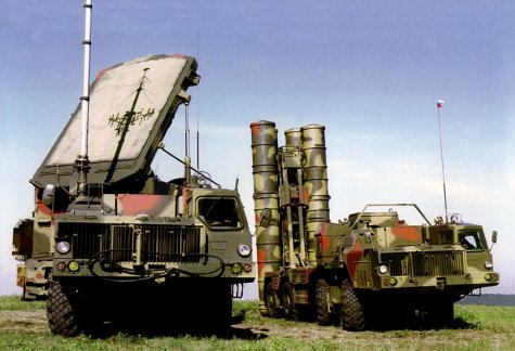 РФ приступила к поставкам ракетных комплексов С-300 в Иран