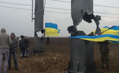 Ремонтники подключили одну из ЛЭП возле Крыма