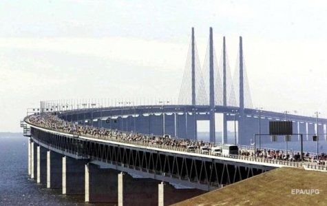 Швеция передумала перекрывать мост в Данию из-за мигрантов