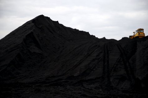 Путин приказал возобновить поставки угля в Украину