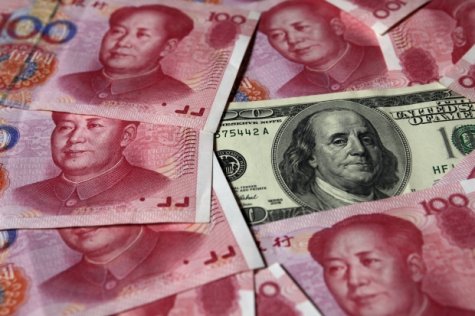 Китайский юань упал до четырехлетнего минимума