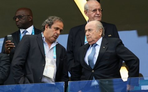 Арбитражная палата ФИФА отстранила Блаттера и Платини от футбольной деятельности на восемь лет
