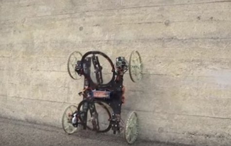 В США создан робот, передвигающийся по стенам