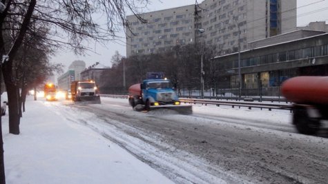 Работы по уборке снега в Киеве будут проходить круглосуточно