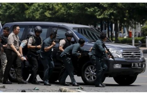В столице Индонезии прогремела серия взрывов
