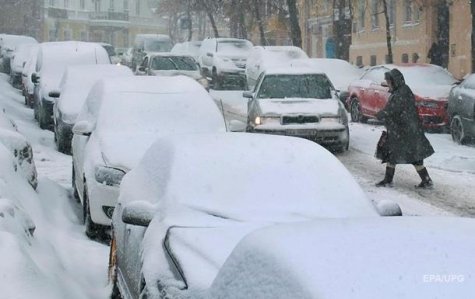 В некоторых областях Украины запретили движение по автодорогам