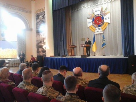 В АТО погибли 2269 украинских военных - Порошенко