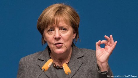 Германия должна играть более активную роль на мировой арене - Меркель