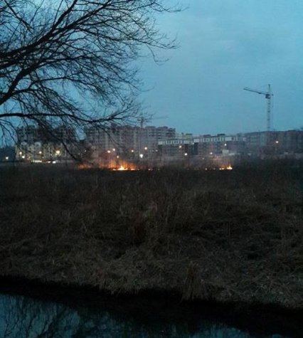 Под Киевом снова начал гореть торф
